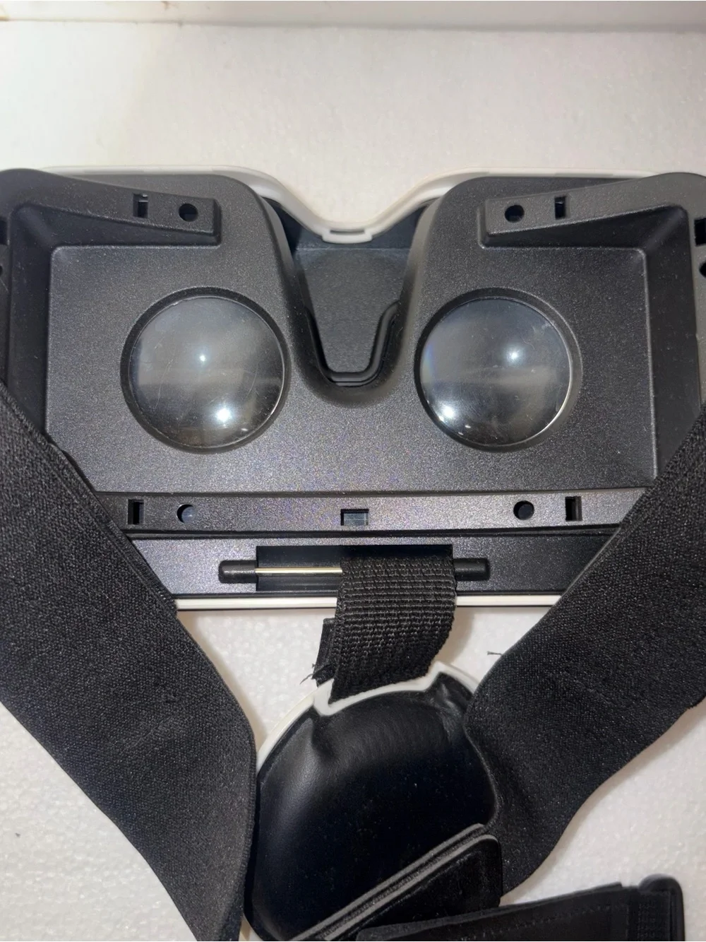 Sharper Image White and Black Mobile VR Headset
